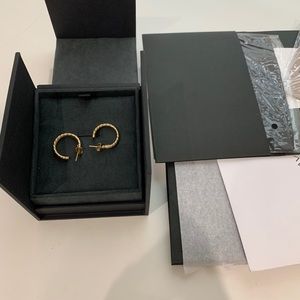 David Yurman cable hoop earrings